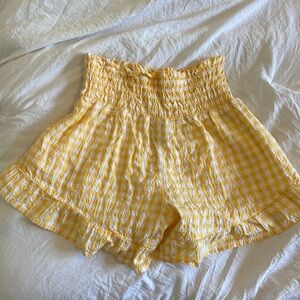 Cute yellow plaid shorts